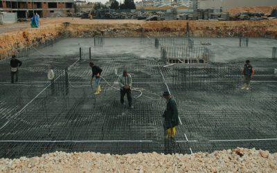 Faserverstärkter Beton mit Kunststoffen